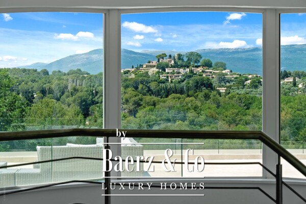 photo 7 Villa with view on Castelleras Castle