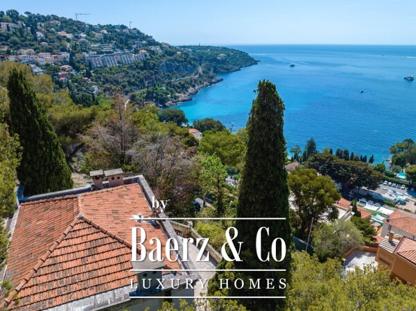 photo 11 Roquebrune-Cap-Martin, 3 villas to renovate on 12 758m2 of plot