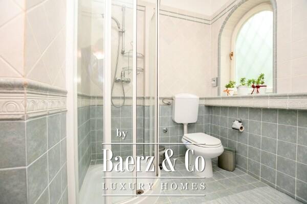 photo 15 Istria, Umag, beautiful house with pool, first row to the sea, NKP 430m2