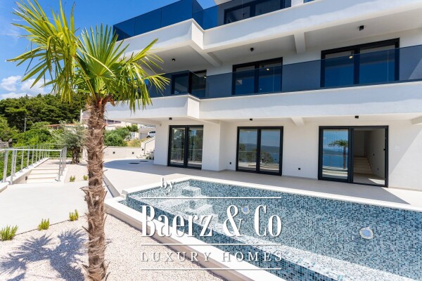 photo 46 Brela, an imposing villa with a panoramic view