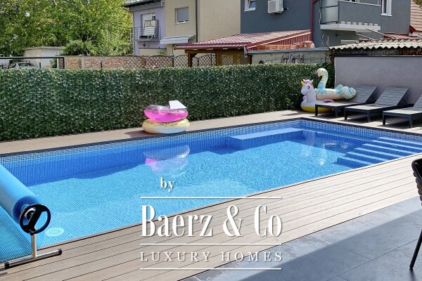 photo 24 Maksimir, Kolonija luxurious house with a pool
