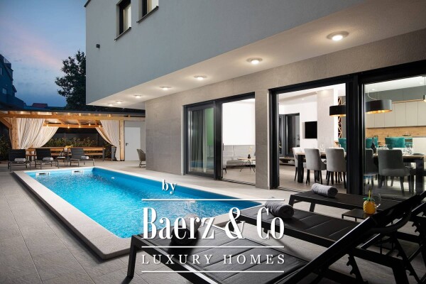 photo 2 Istria, Medulin - luxury villa with wellness and swimming pool, 300 m2