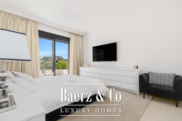 photo 28 Villa - Marbella East - Ref: 8321