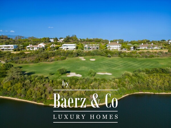 photo 3 Villa - Estepona West - Casares - Ref: 8339