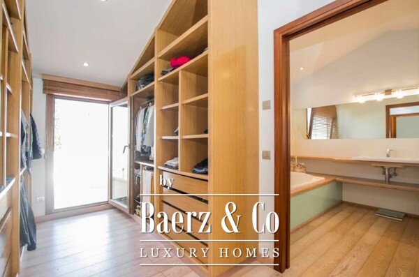 photo 14 VILLA WITH INTERIOR SWIMMING POOL IN SON BLANC