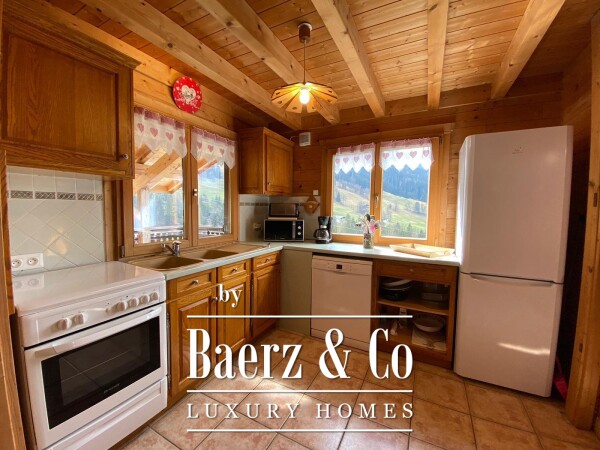 photo 3 5-BEDROOM CHALET - IN THE HEART OF NATURE