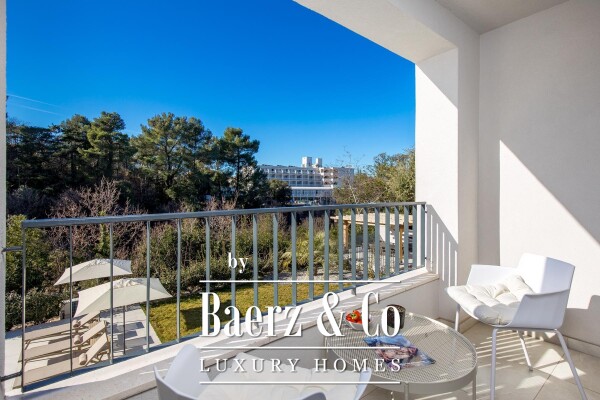 photo 13 Island of Krk, Malinska, luxury villa with two apartments in the first row to the sea