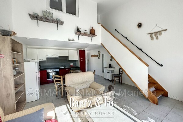 photo 21 Beautiful Recent Villa with Open Views, Tranquility, and Poo