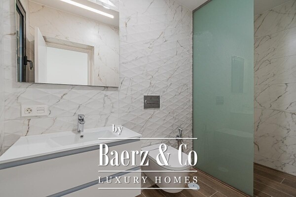 photo 19 Maravillosa villa recién terminada en Costa Adeje