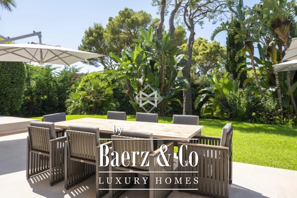 photo 6 Contemporary Villa with Sea View in St Jean Cap Ferrat