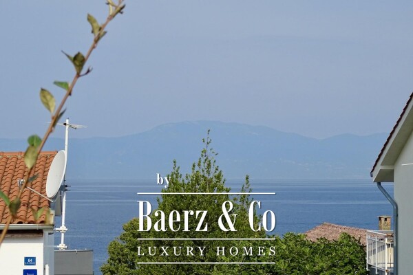 photo 34 Njivice, two-story apartment in a villa with a pool, gross living area 161,50m2