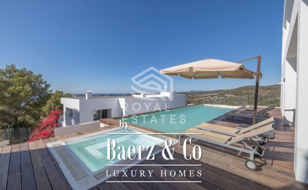 photo 3 Beautiful luxury home in Cala moli