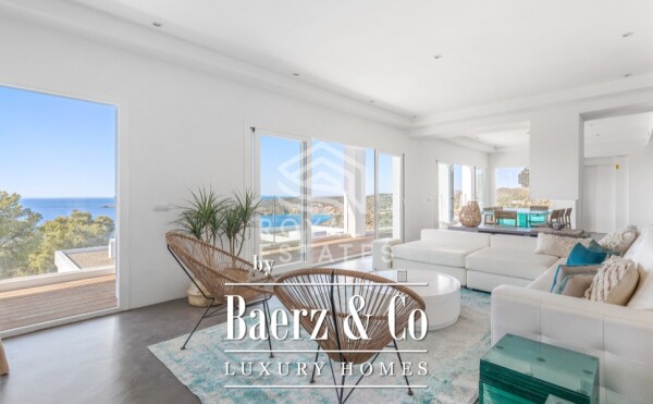 photo 14 Beautiful luxury home in Cala moli