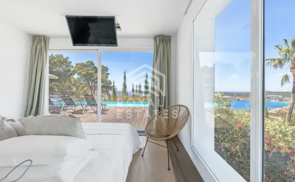 photo 11 Beautiful luxury home in Cala moli