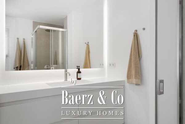 photo 32 Villa - Marbella East - Ref: 8528