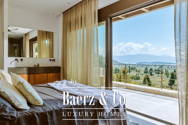 photo 15 1235567 - Villa For sale, Lefkada, 233 sq.m., €1.650.000