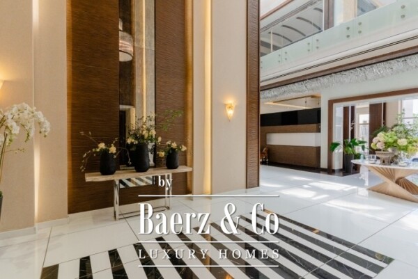 photo 11 Exclusive 8-Bedroom Luxury Villa in Emirates Hills, Dubai