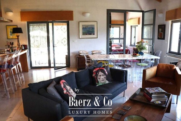 photo 91 Villa for sale 166 m²