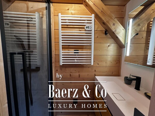 photo 10 4 BEDROOM APARTMENT- ON THE SLOPES