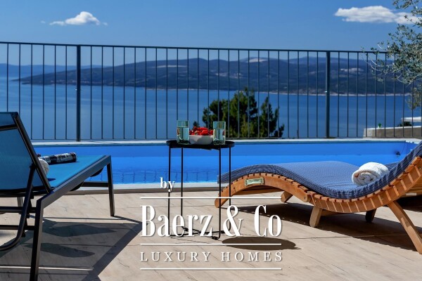 photo 2 Makarska, a modern villa of rustic Dalmatian charm with a sea view