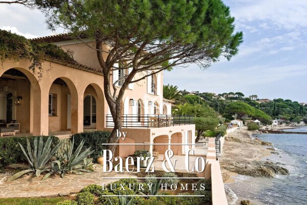 photo 1 Completely renovated Waterfront Property