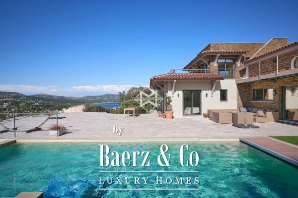 photo 4 Architect-designed Villa in Cavalaire-sur-Mer