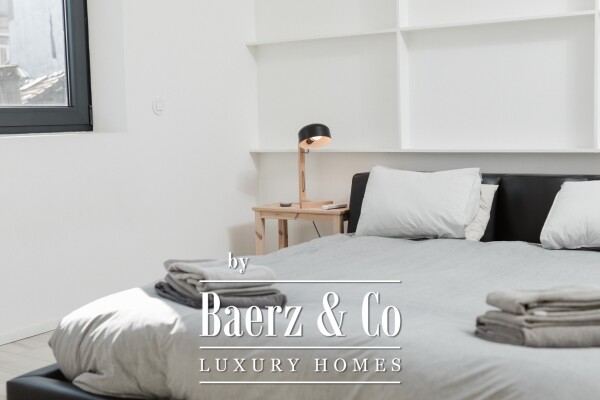 photo 10 1930s building downtown Porto