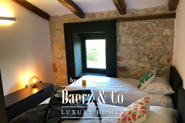 photo 16 Umag, beautiful istrian villa with sea view and building land of 1650 m2