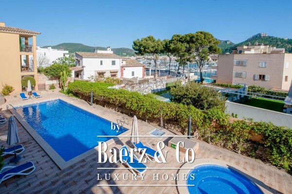 photo 2 Penthouse with Panoramic Views of the Harbor and Pool in Port d’Andratx