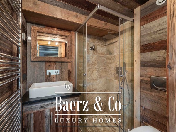 photo 13 Spacious Duplex Apartment - 4 Bedrooms