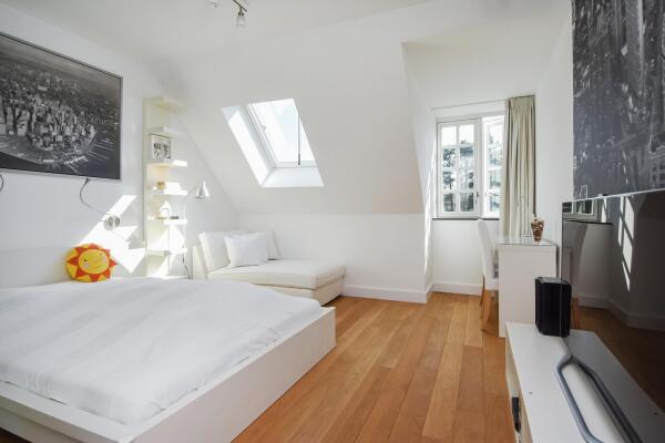 photo 34 Thérèse Schwartzestraat 113