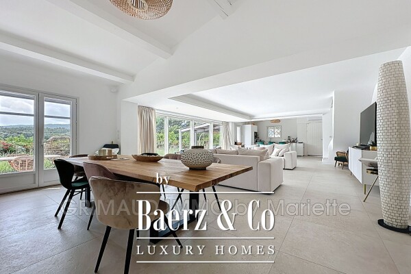 photo 13 Renovated villa on a 1,830 m² plot with swimming pool and be