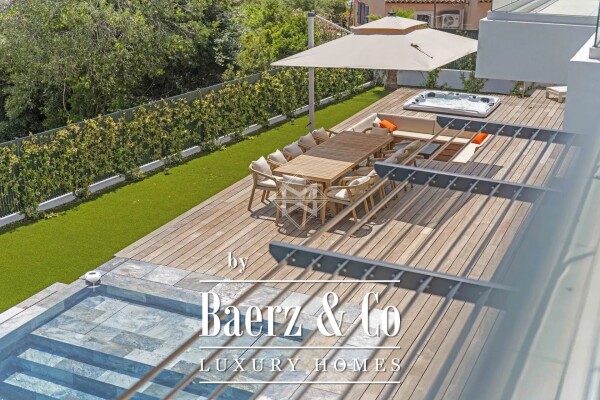 photo 4 New contemporary villa with sea view