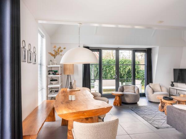 photo 4 Burgemeester Peecklaan 8 001