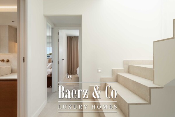 photo 15 Triplex Penthouse with sea views