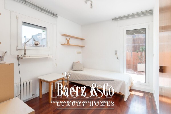 photo 17 Barcelona, Les Tres Torres