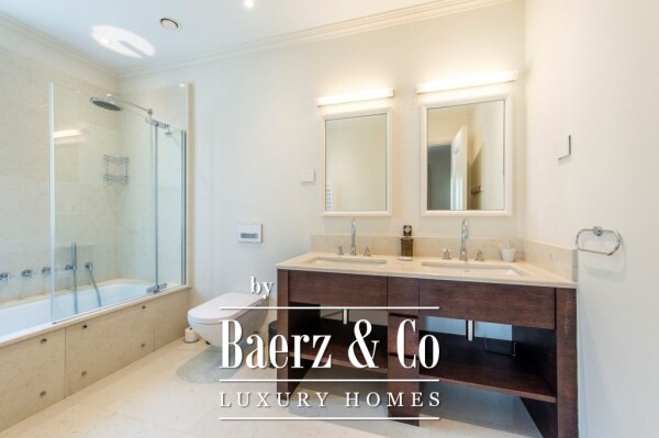 photo 17 Spacious Apartment with a Sea View in Tivat