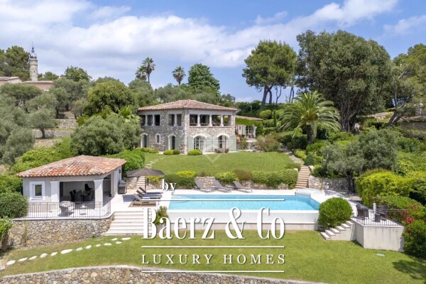 photo 2 Beautiful provencal with a panoramic view