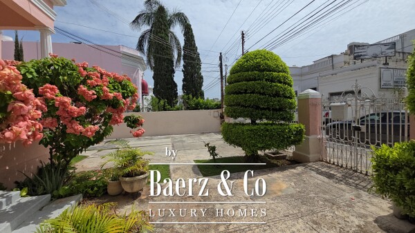 photo 46 Street 60 #375 x 43 y 41 centro 375