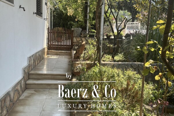 photo 12 Hvar, Jelsa, residential and commercial complex ideal for investment