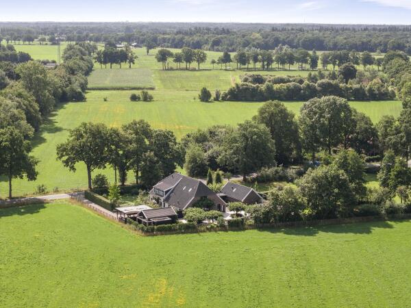 photo 68 Markeloseweg 25