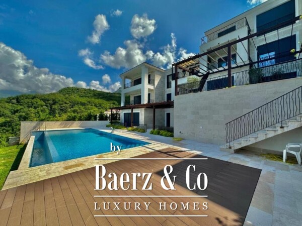 photo 3 Furnished Apartment in a Complex with a Pool in Sveti Stefan