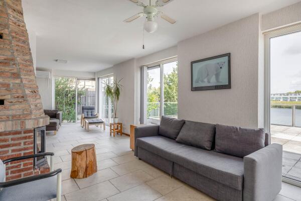 photo 11 Aquamarijn 2