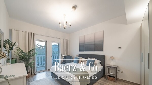 photo 12 Luxury 4-Bedroom Villa with Private Pool in Jumeirah Village Triangle