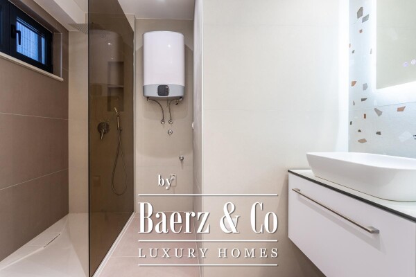 photo 26 Promajna, luxurious semi-detached house with a sea view, close to the center and the beach