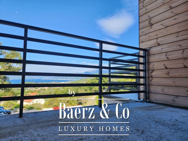 photo 2 Townhouse in Kotor Municipality with a Sea View