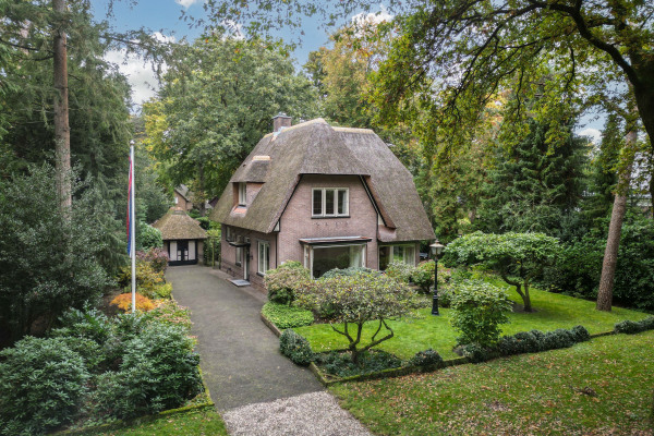 photo 22 Valkenberglaan 38