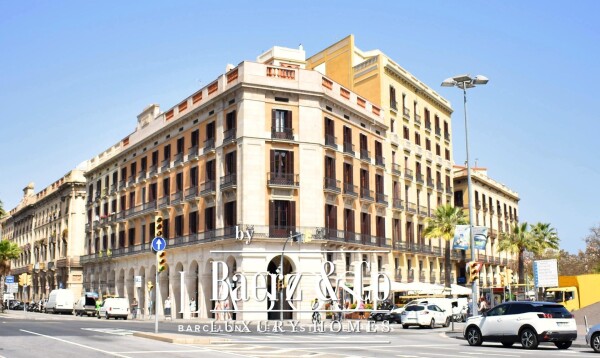 photo 32 Barcelona, Sant Pere - Santa Caterina i la Ribera