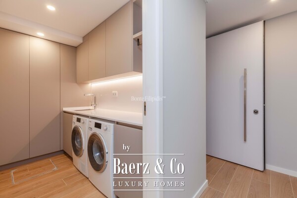 photo 30 Beautiful luxury home in Carcavelos e Parede, Carcavelos