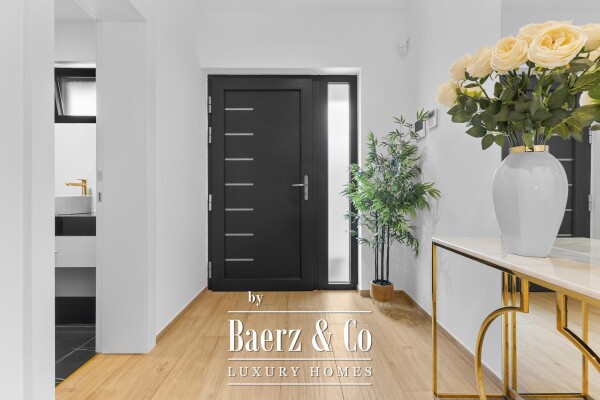 photo 8 Pula, Veli Vrh - modern detached villa with heated pool, gym, tavern, garage